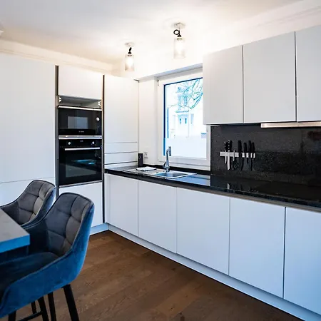 2 Bedroom Loft - Whirlpool - Terrasse - Zentral - Wifi - Business - Kaffee - Netflix * Wiesbaden