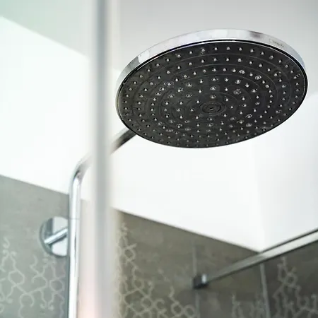 Lejlighed 2 Bedroom Loft - Whirlpool - Terrasse - Zentral - Wifi - Business - Kaffee - Netflix *