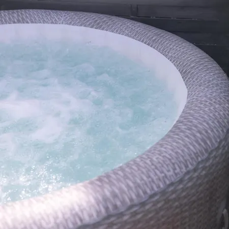 2 Bedroom Loft - Whirlpool - Terrasse - Zentral - Wifi - Business - Kaffee - Netflix * Wiesbaden